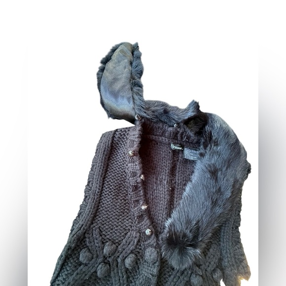 Womens Black Cable Knit Sweater Vest With Real Rabbit Fur Removable Collar Small - Picture 7 of 7